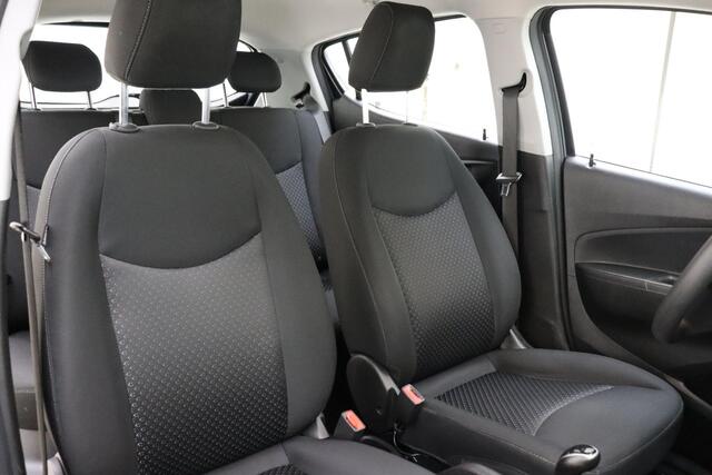 Opel KARL 1.0 ecoFLEX Edition 75pk | Airco | Cruise Control | Trekhaak | Bluetooth | USB | Boordcomputer