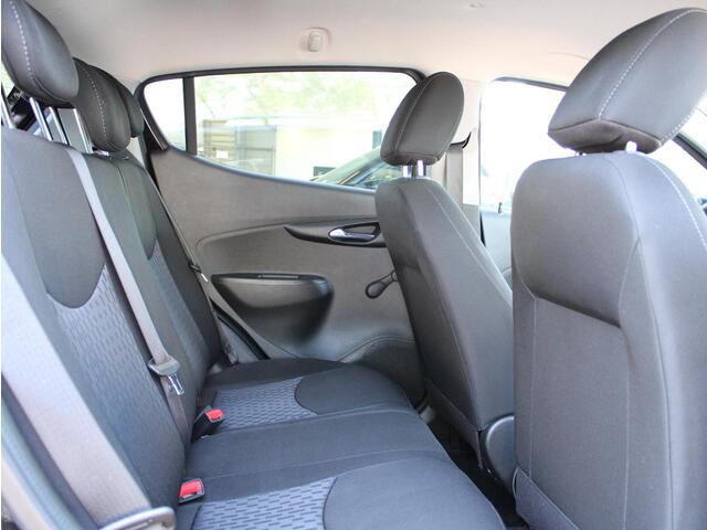 Opel KARL 1.0 Rocks Online Edition | Apple Carplay / Airco / Cruise