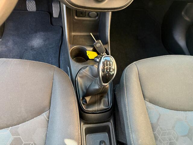 Opel KARL 1.0 Rocks Online Edition