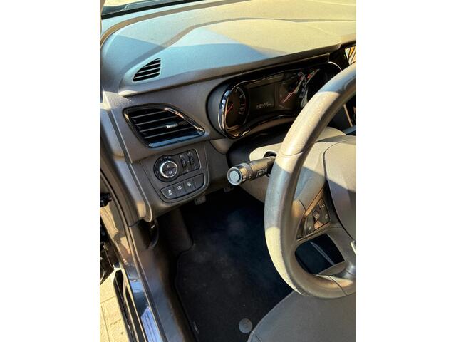 Opel KARL 1.0 Rocks Online Edition