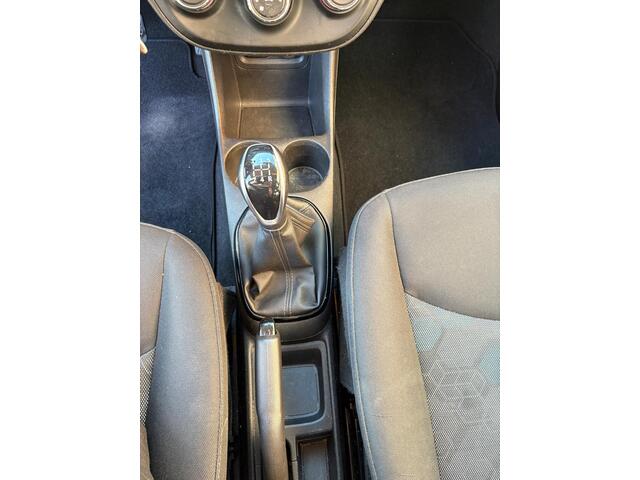 Opel KARL 1.0 Rocks Online Edition