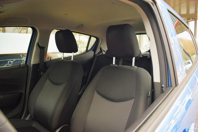 Opel KARL 1.0 ecoFLEX Edition met NAV CARPLAY AC CRUISE