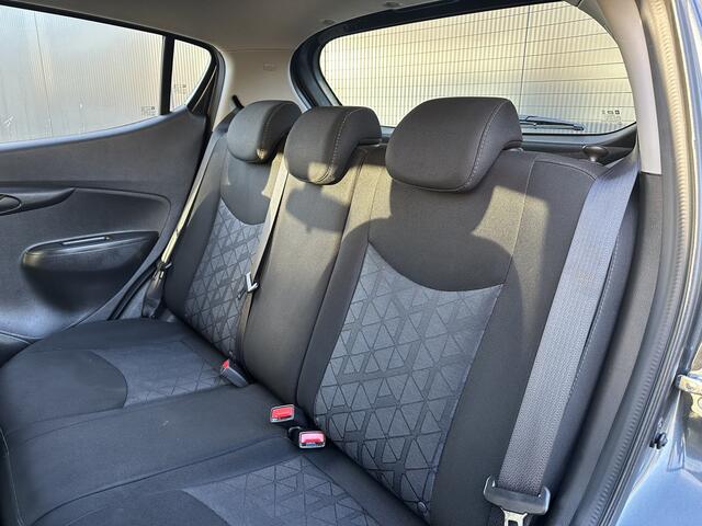 Opel KARL 1.0 ecoFLEX 120 Jaar Edition | Cruise | Bluetooth