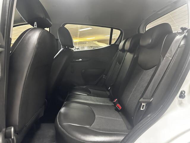 Opel KARL 1.0 ecoFLEX Innovation/ Apple+Android/ DAB+/ 15''LMV/ Half-LEDER/ Clima/ Navi/ Cruise/ Bluetooth/ Multi.LEDER.Stuur/ Elek.pakket/ Isofix/ C.V.Afstand.