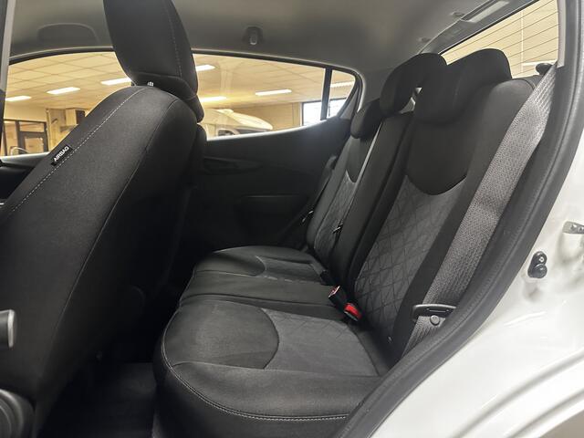 Opel KARL 1.0 ecoFLEX 120 Jaar Edition/ Airco/ Cruise/ Bluetooth/ Radio-CD/ Navi/ Elek.Pakket/ Isofix/ C.V.Afstand/ Deelbare Achterbank.