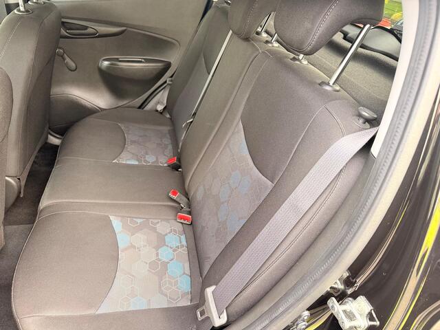 Opel KARL 1.0 Rocks Online Edition