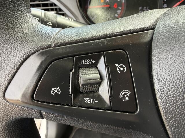 Opel KARL 1.0 Rocks Online Edition Navigatie, Parkeersens, Airco, etc..