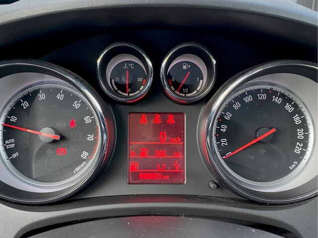 Opel MERIVA BWJ 2016 | 1.4T 120PK Blitz | TREKHAAK | PANO DAK | NAVI | PDC | CLIMA | PRIVACY GLASS