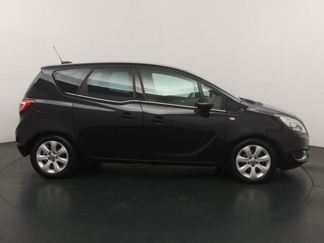 Opel MERIVA 1.4 120PK Turbo BlitZ | All season banden | Trekhaak | Half leder | AGR stoelen | Winter pack |
