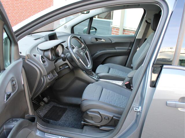 Opel MERIVA 1.4 Turbo 120PK Blitz /NAVI/PDC/Trekhaak/Camera/Climate/Cruise control/Half-Leder/Stoelverwarming/NAP!