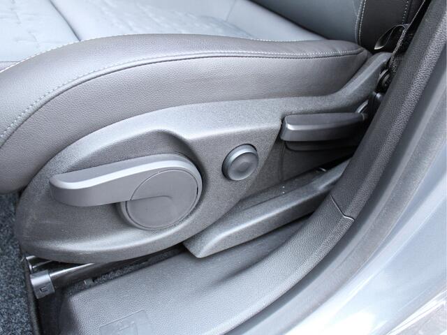 Opel MERIVA 1.4 Turbo 120PK Blitz /NAVI/PDC/Trekhaak/Camera/Climate/Cruise control/Half-Leder/Stoelverwarming/NAP!