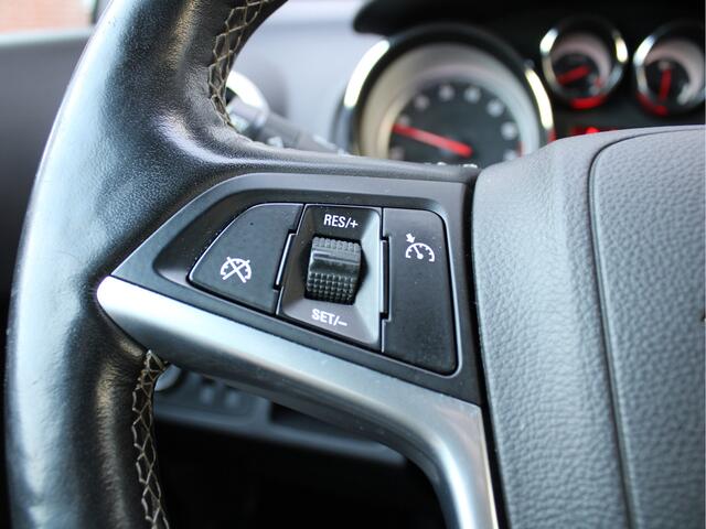Opel MERIVA 1.4 Turbo 120PK Blitz /NAVI/PDC/Trekhaak/Camera/Climate/Cruise control/Half-Leder/Stoelverwarming/NAP!