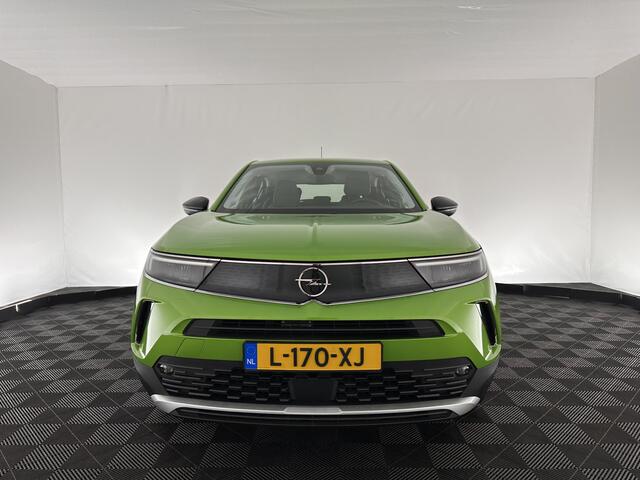 Opel MOKKA Mokka-e Elegance 50-kWh 11kw bl. [ 3-Fase ] (INCL-BTW) *FULL-LED | MICROFIBRE | NAVI-FULLMAP | DAB+ | KEYLESS | DIGI-COCKPIT | APP-CONNECT | AMBIENT-LIGHT | CAMERA | LANE-ASSIST | SPORT-SEATS | 17"ALU*