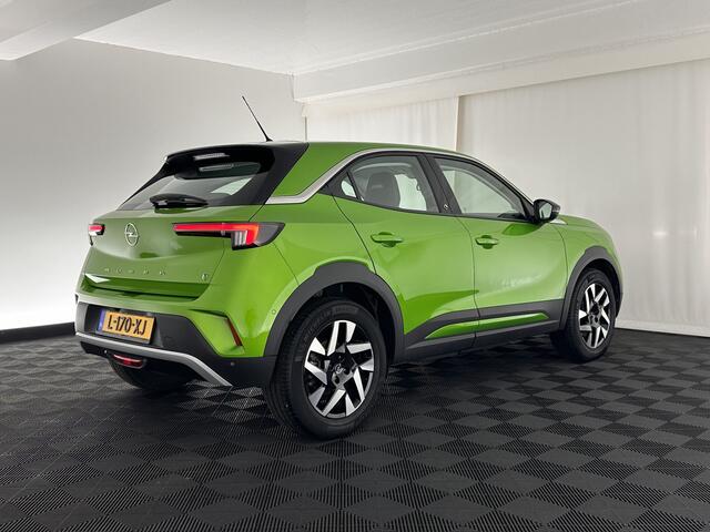 Opel MOKKA Mokka-e Elegance 50-kWh 11kw bl. [ 3-Fase ] (INCL-BTW) *FULL-LED | MICROFIBRE | NAVI-FULLMAP | DAB+ | KEYLESS | DIGI-COCKPIT | APP-CONNECT | AMBIENT-LIGHT | CAMERA | LANE-ASSIST | SPORT-SEATS | 17"ALU*