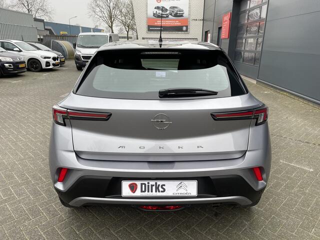 Opel MOKKA 100pk Elegance (Camera - Keyless Entry - Automatische Airco - LED - Navigatie - Apple Carplay - Parkeersensoren - 17")