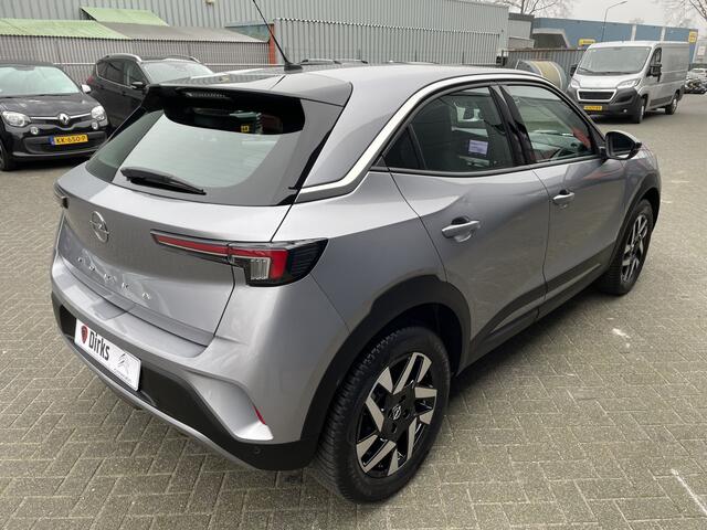 Opel MOKKA 100pk Elegance (Camera - Keyless Entry - Automatische Airco - LED - Navigatie - Apple Carplay - Parkeersensoren - 17")