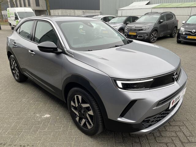 Opel MOKKA 100pk Elegance (Camera - Keyless Entry - Automatische Airco - LED - Navigatie - Apple Carplay - Parkeersensoren - 17")