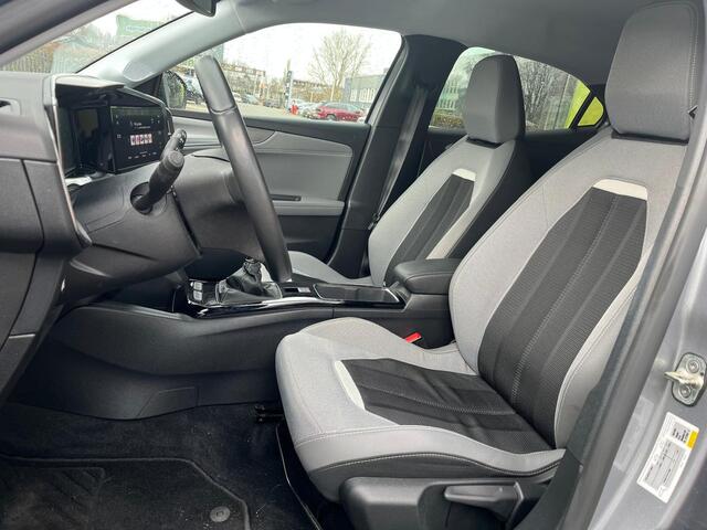 Opel MOKKA 1.2 Turbo Business Elegance 130 PK | Navigatie | Camera | Trekhaak | Stuur- en stoelverwarming | Lichtmetalen velgen