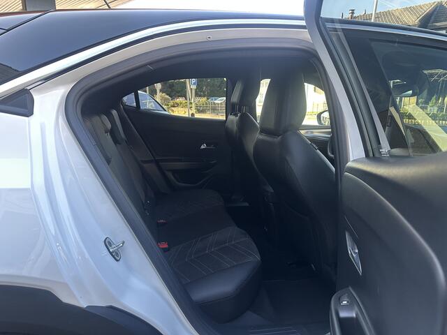 Opel MOKKA 1.2 Turbo Ultimate Camera/Stoelverwarming/Dodehoek sensor.