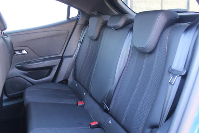 Opel MOKKA 1.2 Turbo Ultimate Camera l Airco l Cruise control l Navigatie l AppleCarPlay/AndroidAuto
