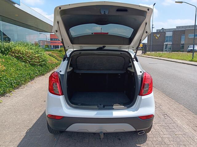 Opel MOKKA X 1.4 Turbo Business+ TREKHAAK / AIRCO / NAVIGATIE / 17" LMV / PDC / ETC. incl. 12 MND BOVAGGARANTIE
