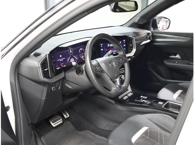 Opel MOKKA 1.2 130PK Turbo GS Line | AppleCarPlay/AndroidAuto | Alcantara/Leer | Adaptive Cruise Control | Climate Control | Camera | Digitale Cockpit | Navigatie | FULL LED | Privacy Glass | TwoTone | Massage Bestuurdersstoel |