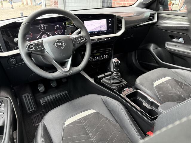 Opel MOKKA Ultimate 1.2 Turbo 136pk | STOELMASSAGE | ALCANTARA/LEDER | LED MATRIX | KEYLESS | NAVI PRO | WINTER PACK | ISOFIX | DAB+ |