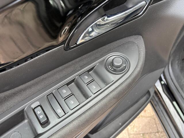 Opel MOKKA X 1.4 Turbo Edition, airco, navi, cruise