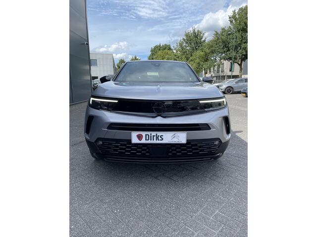 Opel MOKKA 130pk Ultimate (Camera - Keyless Entry - Parkeersensoren V+A - Navigatie - LED - Automatische Airco - Apple Carplay -Adaptieve Cruise Controle)