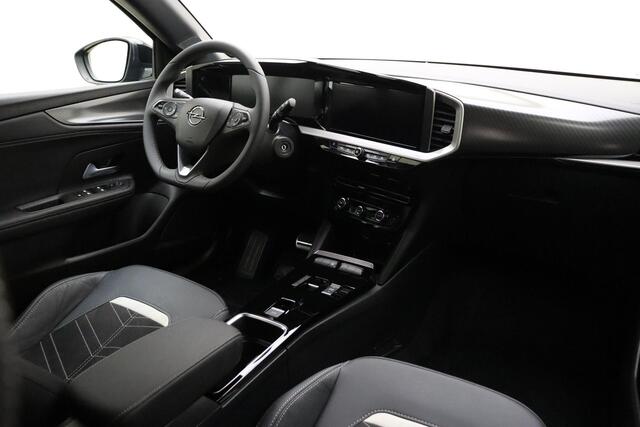 Opel MOKKA 1.2 Turbo 136Pk Hybrid Ultimate | ECC | Navigatie | Alcantara | Camera | Cruise control | Elektrisch Pakket | LM-Velgen | PrivateGlas achter