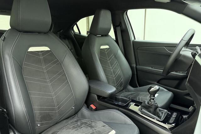 Opel MOKKA 1.2 Turbo 100pk GS | Navigatie | Alcantara | Camera | Climate control | Cruise control | Lichtmetalen velgen Black | Parkeersensoren| Zwart dak