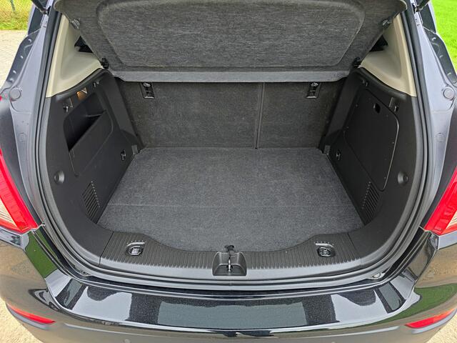 Opel MOKKA X 1.4 Turbo Innovation - 140 Pk - Euro 6 - ParkeerCamera - Stoelverwarming - Navi - AC - Cruise Control