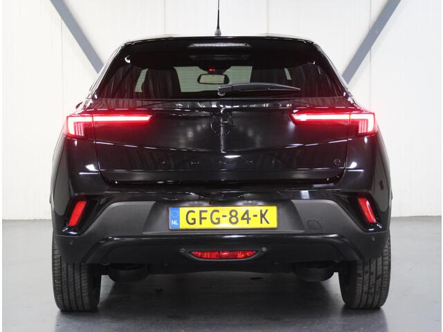 Opel MOKKA Electric Long Range GS 54 kWh 155PK | 1ste eigenaar | 99%ACCURAPPORT | 3 FASE | AppleCarPlay/AndroidAuto | Cruise Control | Climate Control | Camera | Keyless | Digitale Cockpit | Navigatie | Black Edition! |FULL LED | Isofix | Armsteun |