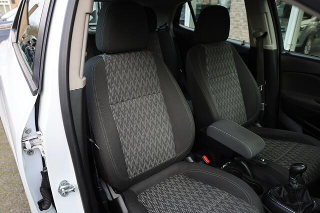 Opel MOKKA 1.6 Selection TREKHAAK CRUISE NAVI ELEC-SPIEGELS 2XPDC 17''LMV