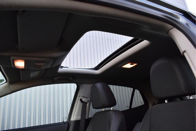 Opel MOKKA X 1.4 Turbo Innovation Schuif/kanteldak, Camera, Stoel/stuurverwarming, Trekhaak