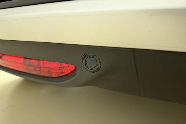 Opel MOKKA Mokka-e Elegance 50-kWh 11kw bl. | 327Km WLTP | Stoelverwarming Voor | Parkeer Camera Achter | Apple Carplay & Android Auto | Keyless Entree | Start & Stopknop |