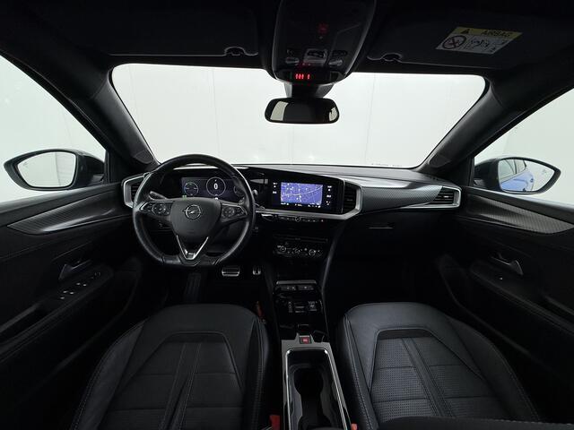 Opel MOKKA Mokka-e Ultimate 50kWh Leer-Stoel+Massage Adap.Cruise Warmtepomp LED-Matrix Navi Ecc 360°CameraTwo-Tone Lak Apple Carplay Android Auto SOH 91% Keyless Stuur-Stoelverwarming Lmv 18" Lane Assist DAB+ Regen-Lichtsensor Zeer compleet! ¤ 42.000 nieuw! Slechts