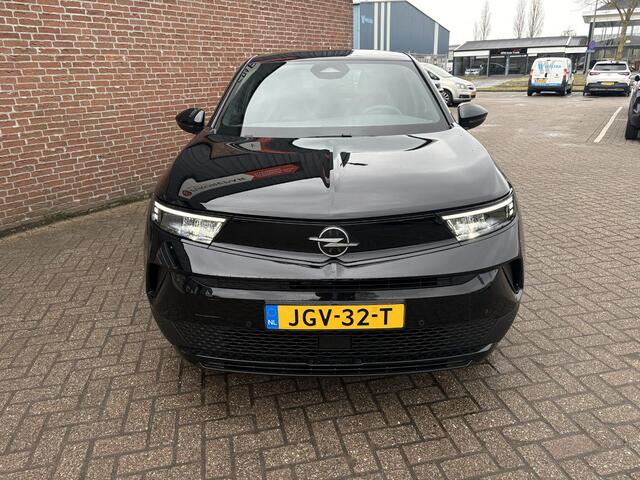 Opel MOKKA Electric Business Edition 54 kWh 156kw | Navigatie | Camera | Stoelverwarming | Warmtepomp | Cruise Control Adaptief | LED Verlichting | Climate Control