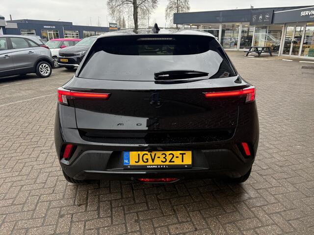 Opel MOKKA Electric Business Edition 54 kWh 156kw | Navigatie | Camera | Stoelverwarming | Warmtepomp | Cruise Control Adaptief | LED Verlichting | Climate Control