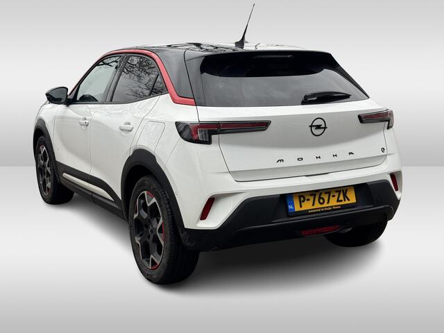 Opel MOKKA Electric Ultimate 50 kWh / Camera / CarPlay / Keyless / LED Koplampen / 17'' / Navigatie / DAB / Dodehoek / Cruise Control Adaptief / Warmtepomp