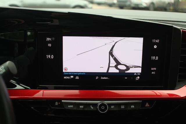 Opel MOKKA Electric Ultimate 50 kWh / Camera / CarPlay / Keyless / LED Koplampen / 17'' / Navigatie / DAB / Dodehoek / Cruise Control Adaptief / Warmtepomp