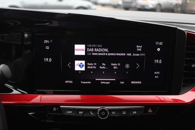 Opel MOKKA Electric Ultimate 50 kWh / Camera / CarPlay / Keyless / LED Koplampen / 17'' / Navigatie / DAB / Dodehoek / Cruise Control Adaptief / Warmtepomp