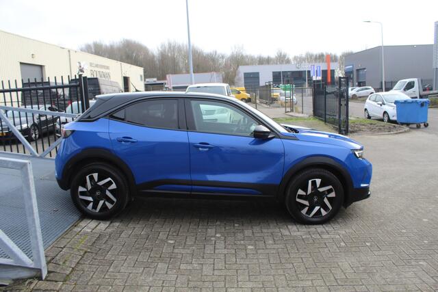 Opel MOKKA 1.2 Turbo Edition Virtueelcockpit XXL/Navigatie/Achteruitrijcamera/Apple carplay/Adaptive cruisecontrol/Stoelverwarming/Stuurverwarming/Parkeersensoren rondom/Led dagrijverlichting/Keyless/Privacyglas