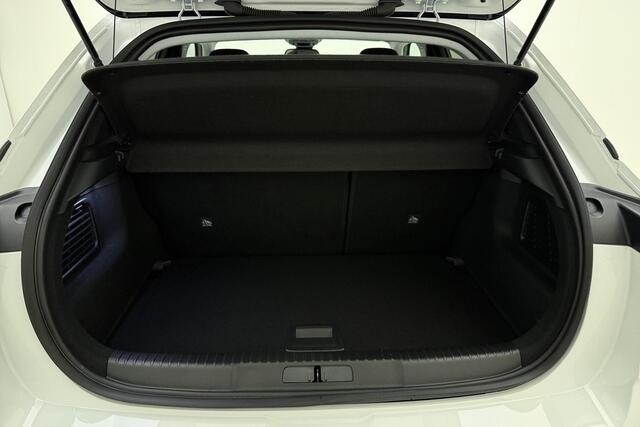 Opel MOKKA 1.2 Turbo Elegance 130 PK | Weinig kilometers | Trekhaak | Navigatie | Camera | Climate control | Lichtmetalen velgen | Extra getint glas