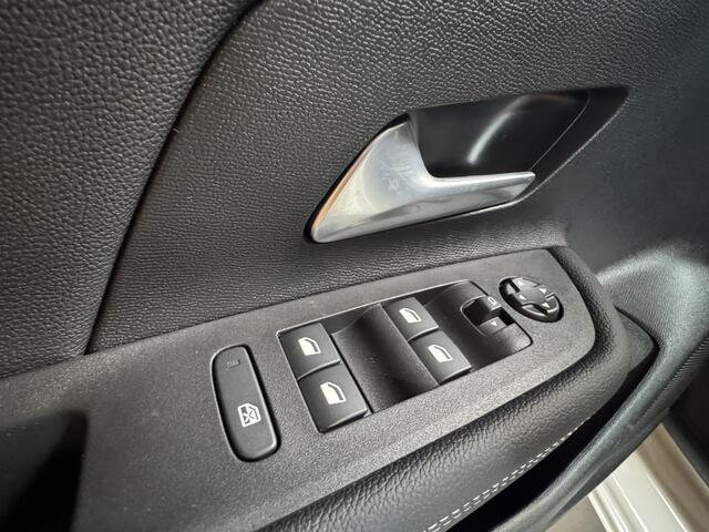 Opel MOKKA 1.2 Turbo Business Elegance Navigatie LMV Volledig nwe Auto