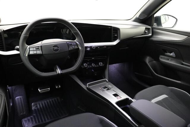 Opel MOKKA Electric GS 54 kWh DEMO | Long range uitvoering | Navigatie | LED Matrix | Warmtepomp | 18'' lichtmetalen velgen | Drive assist | Adaptieve cruise control