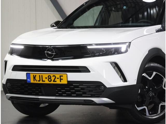 Opel MOKKA 1.2 130PK Ultimate | 1ste eigenaar | Alcantara | Stoel/Stuurverwarming | Massagestoel | FULL LED | Camera | Two-tone | Privacy Glass | AppleCarPlay/AndroidAuto | Navigatie | Adaptief Cruise Control | Keyless | Isofix |