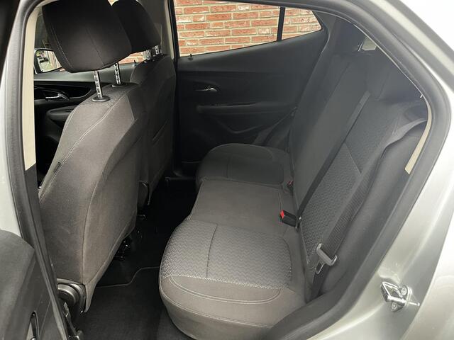 Opel MOKKA X Edition 1.4 Turbo 140pk | ALL SEASON BANDEN | TREKHAAK | NAVI PRO | CLIMA | APPLE CARPLAY / ANDROID AUTO | PARKEERSENSOREN | ISOFIX |
