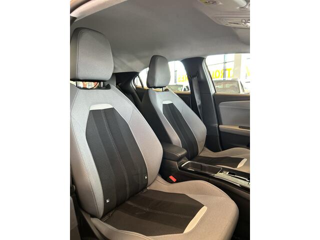 Opel MOKKA Mokka-e Elegance 50-kWh 11kw bl. Vol Elektrisch | Cruise control | Climate control | Stoel+Stuurverwarming | Achteruitrijcamera | Apple carplay | Navigatie | Nederlands geleverd