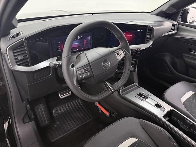Opel MOKKA 1.2T 145pk Hybrid GS ( nieuw model ) Alcantara/Led Keyless/Nav/Winterpakket/Led.Matrix/Camera/CarPlay